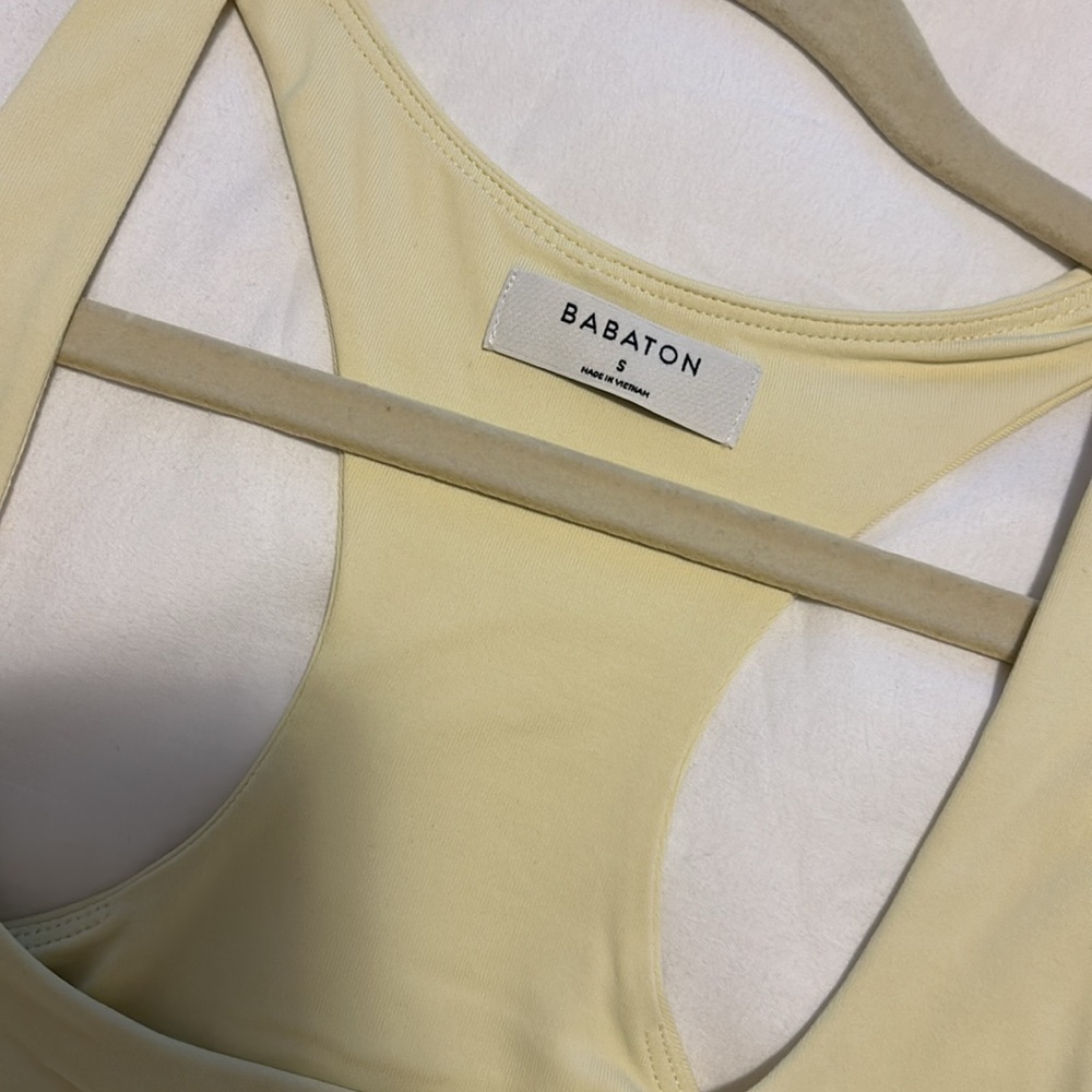 Babaton Racerback Crop Top - Picture 2 of 3